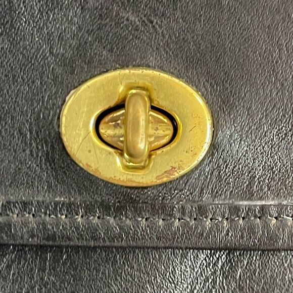 Rare vintage Coach Everett small crossbody - Picture 5 of 12